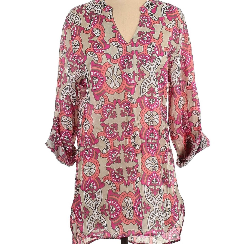 ALL FOR COLOR Size M 3/4 sleeve tunic top with side slits & v neck/tab sleeves